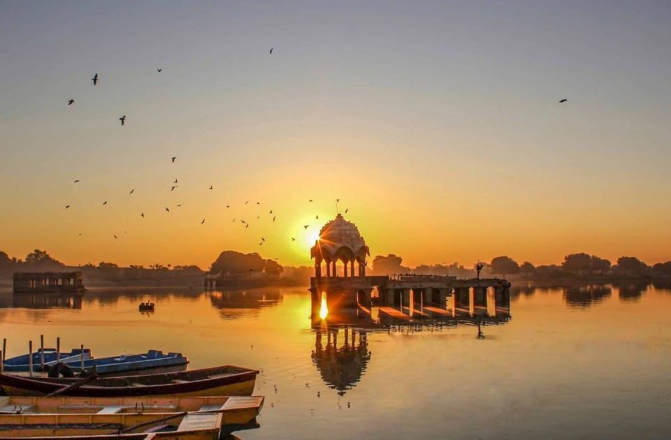Gadisar Lake