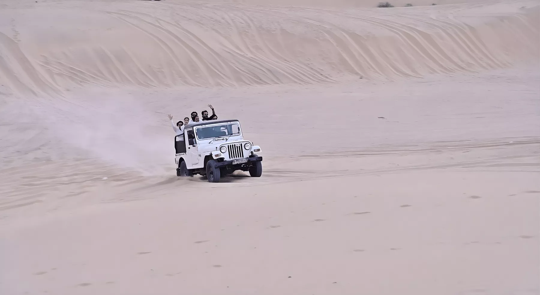 jeep-safari-in-jaisalmer